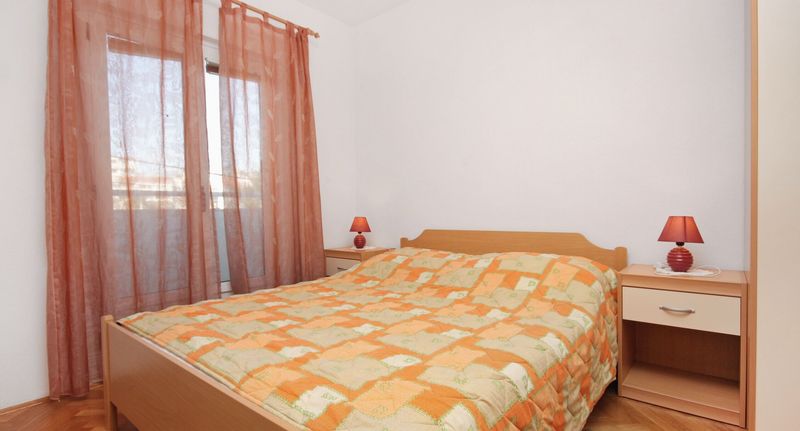 Apartman s klimatizací s balkónem s manželskou postelí s 1 ložnicí A-5999-a - Apartments With Parking Space Slatine, Čiovo - 5999 Slatine, foto 1