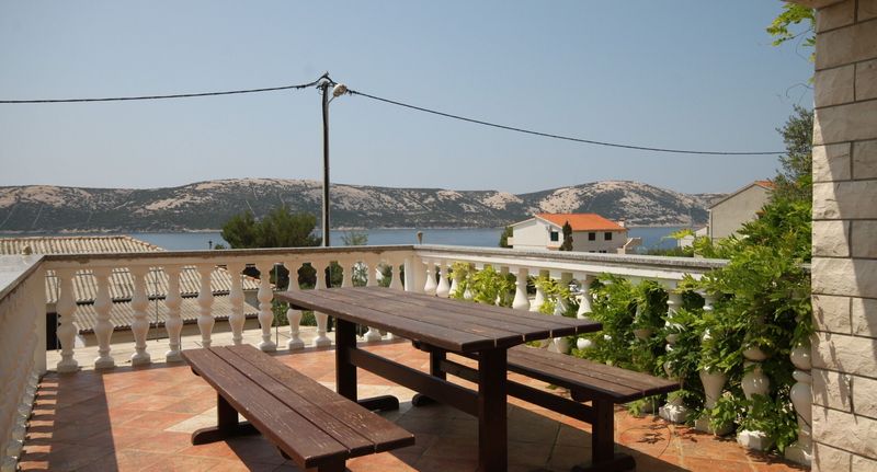 Apartman s klimatizací s terasou pro 4 os. s 1 ložnicí A-6469-d - Apartments By The Sea Stara Novalja, Pag - 6469 Stara Novalja, foto 1