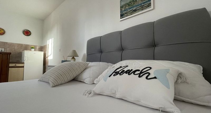 Apartman s klimatizací s terasou pro 2 os. s 1 ložnicí AS-4144-a - Apartments By The Sea Stara Novalja, Pag - 4144 Stara Novalja, foto 1