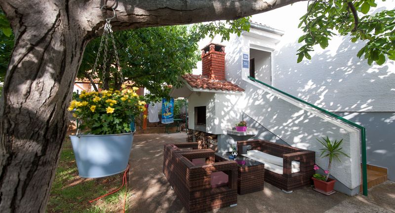 Apartman s klimatizací s terasou pro 3 os. s 1 ložnicí AS-6445-a - Apartments By The Sea Turanj, Biograd - 6445 Turanj, foto 1