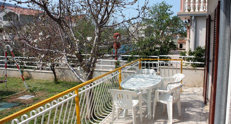 Apartman s klimatizací s terasou pro 4 os. s 1 ložnicí A-4867-d - Apartments With Parking Space Grebaštica, Šibenik - 4867 Grebaštica, foto 1