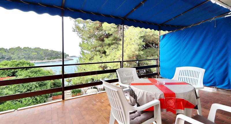 Apartman s terasou pro 4 os. se 2 ložnicemi A-4484-a - Apartments By The Sea Prižba, Korčula - 4484 Prižba, foto 1
