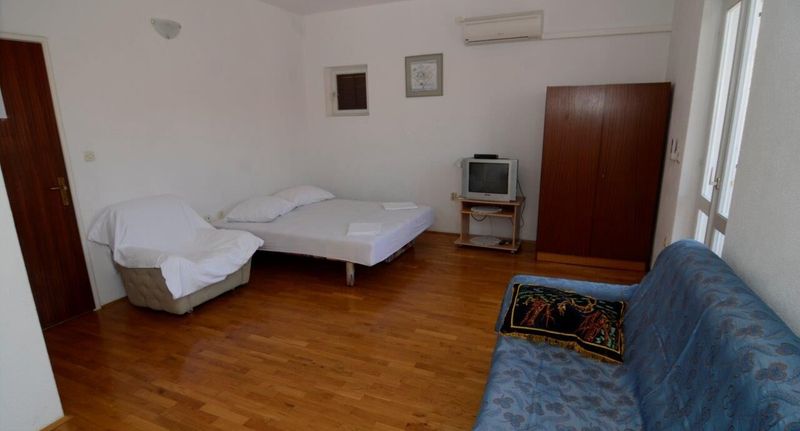 Apartman s klimatizací s balkónem pro 3 os. s 1 ložnicí AS-12211-c - Apartments With Parking Space Makarska - 12211, foto 1