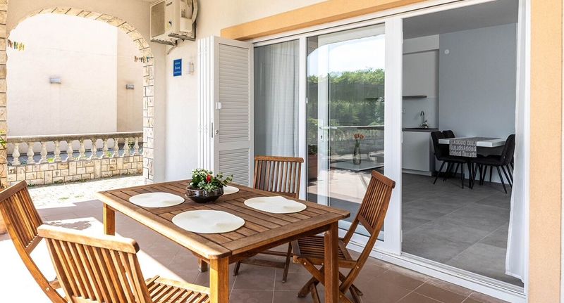 Apartman s klimatizací s terasou pro 4 os. s 1 ložnicí A-5589-b - Apartments With Parking Space Crikvenica - 5589, foto 1