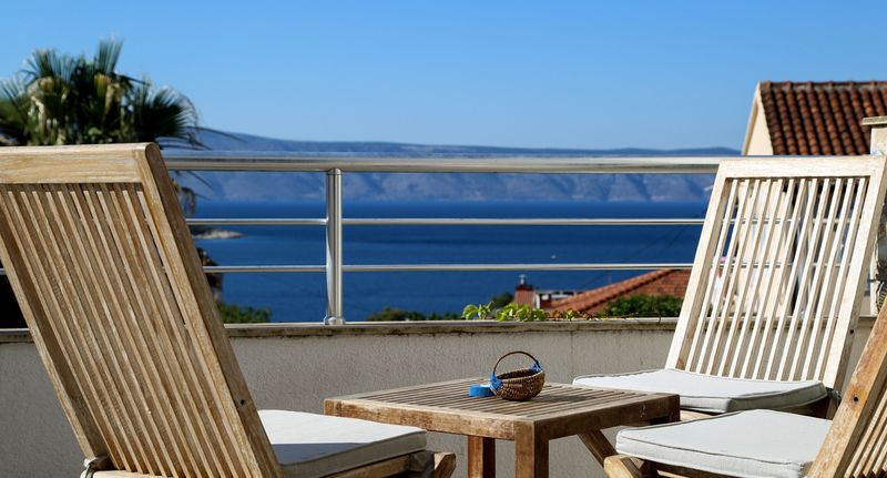 Apartman s klimatizací s terasou pro 8 os. se 3 ložnicemi A-5703-b - Apartments With Parking Space Jelsa, Hvar - 5703 Jelsa, foto 1