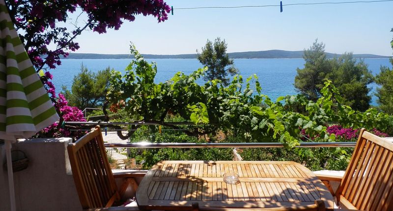 Apartman s klimatizací s terasou pro 4 os. s 1 ložnicí A-2061-a - Apartments By The Sea Zavala, Hvar - 2061 Zavala, foto 1