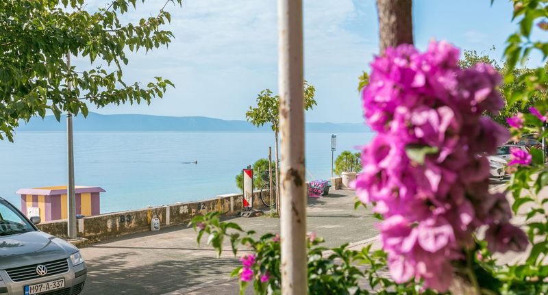 Apartman s klimatizací s terasou pro 4 os. s 1 ložnicí A-6846-a - Apartments By The Sea Podgora, Makarska - 6846 Podgora, foto 1