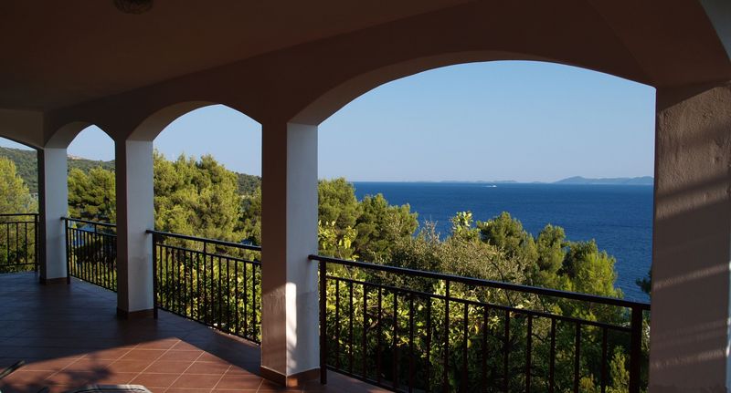 Apartman s terasou pro 4 os. se 2 ložnicemi A-13344-b - Apartments By The Sea Brna - Vinačac, Korčula - 13344 Brna - Vinačac, foto 1