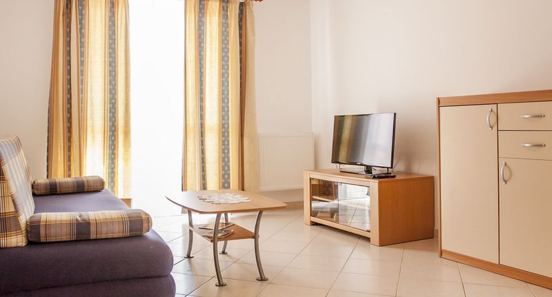 Turistický Suita pro 4 os. se 2 ložnicemi na poschodí - Apartmani Zaharija Rovinj, foto 1