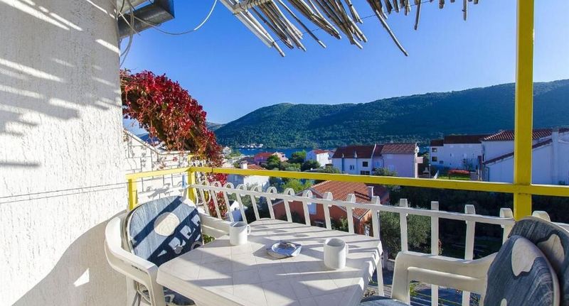 Apartman pro 4 os. se 2 ložnicemi - Apartments Nada Grebastica, foto 14