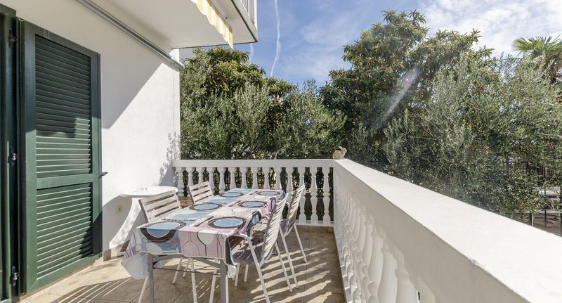 Apartman pro 4 os. se 2 ložnicemi - Apartments Vinko Brodarica, foto 1