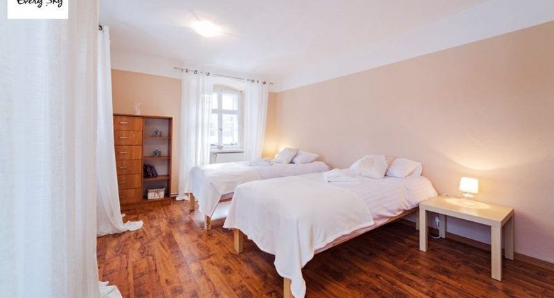 Deluxe Apartman pro 6 os. se 3 ložnicemi - Apartament EverySky Pocztowa 13 Kowary, foto 1