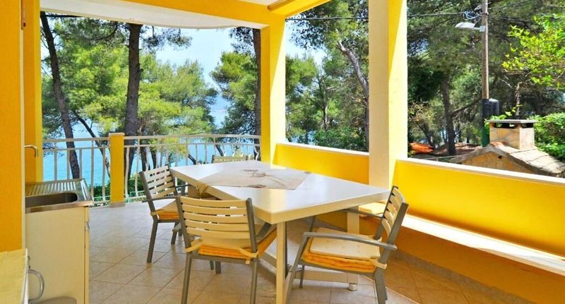 Apartman pro 6 os. se 3 ložnicemi - Apartment Steli Slatine, foto 1