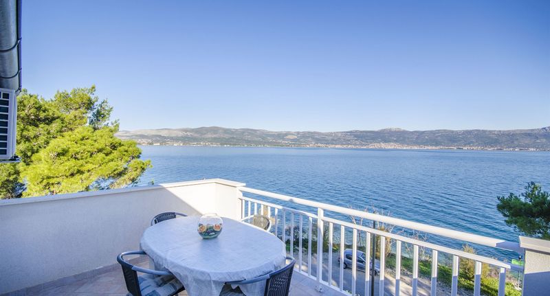 Apartman pro 4 os. se 2 ložnicemi - Apartments Dragica Slatine, foto 12