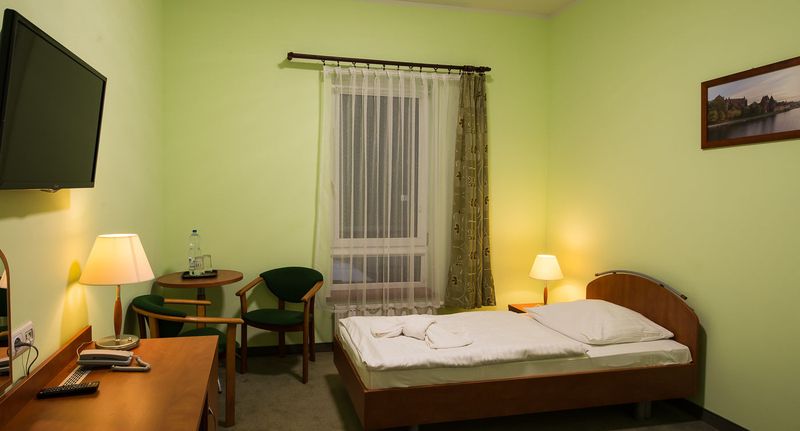 Pokoj s koupelnou pro 1 os. na poschodí - Majewski Hotel & SPA Malbork, foto 1