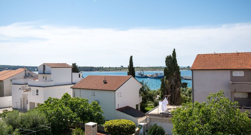 Apartman s klimatizací s balkónem s manželskou postelí s 1 ložnicí A-6317-d - Apartments By The Sea Novalja, Pag - 6317 Novalja, foto 1