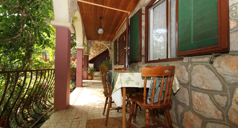 Apartman s klimatizací s terasou pro 3 os. s 1 ložnicí A-6585-c - Apartments With Parking Space Starigrad, Paklenica - 6585 Starigrad, foto 1
