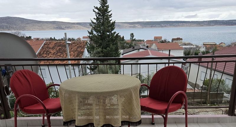 Apartman s klimatizací s terasou pro 2 os. s 1 ložnicí A-6585-d - Apartments With Parking Space Starigrad, Paklenica - 6585 Starigrad, foto 1