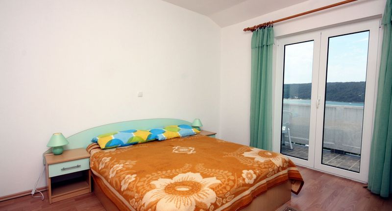 Apartman s klimatizací s balkónem pro 3 os. s 1 ložnicí A-5018-c - Apartments With Parking Space Kampor, Rab - 5018 Kampor, foto 1