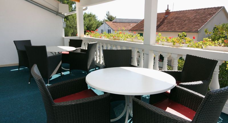 Apartman s klimatizací s terasou pro 4 os. se 2 ložnicemi A-2995-a - Apartments With Parking Space Vodice - 2995, foto 1