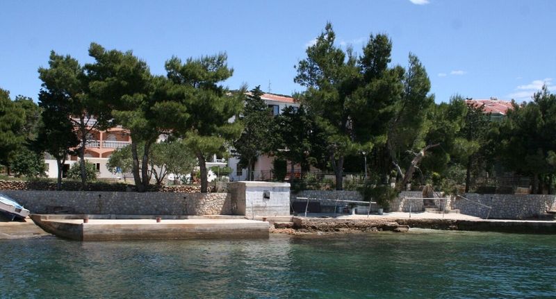 Apartman s klimatizací s balkónem pro 4 os. se 2 ložnicemi A-4153-a - Apartments By The Sea Stara Novalja, Pag - 4153 Stara Novalja, foto 1