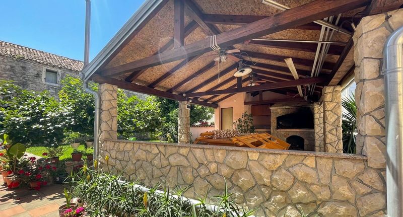Apartman s klimatizací s balkónem pro 4 os. se 2 ložnicemi A-694-c - Apartments By The Sea Pašman - 694, foto 1