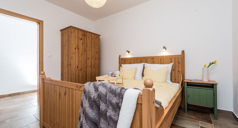 Rekreační dům (jako celek) pro 10 os. - Villa More with pool and garden Rovanjska, foto 1