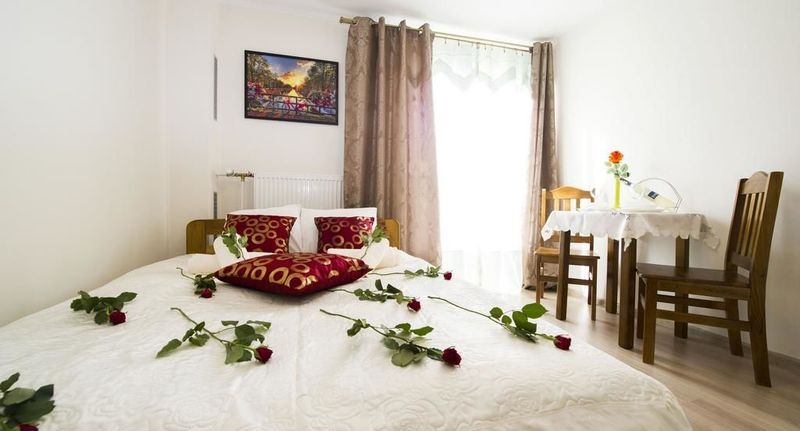 Apartman s koupelnou s privátní koupelnou mimo apartmán pro 4 os. se 2 ložnicemi - Królewski Apartament Kraków, foto 1