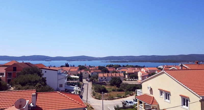 Apartman s klimatizací s terasou pro 4 os. se 2 ložnicemi A-14353-b - Apartments With Parking Space Sveti Filip I Jakov, Biograd - 14353 Sveti Filip I Jakov, foto 1
