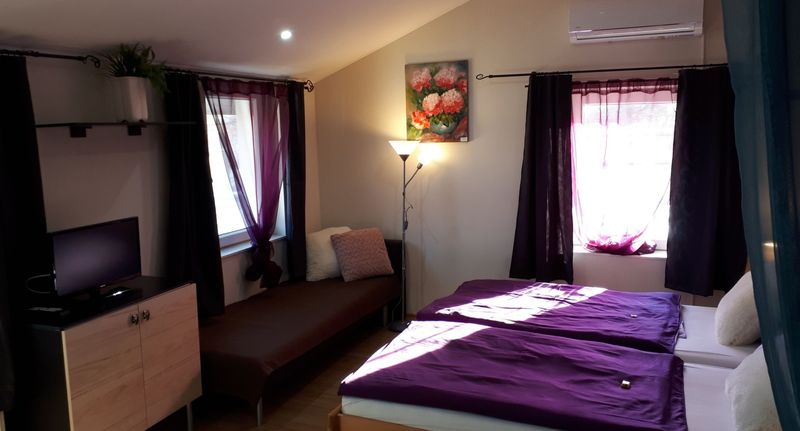 Standard Plus Apartman pro 2 os. s 1 ložnicí na poschodí - Hédi Vendégház Eger, foto 1