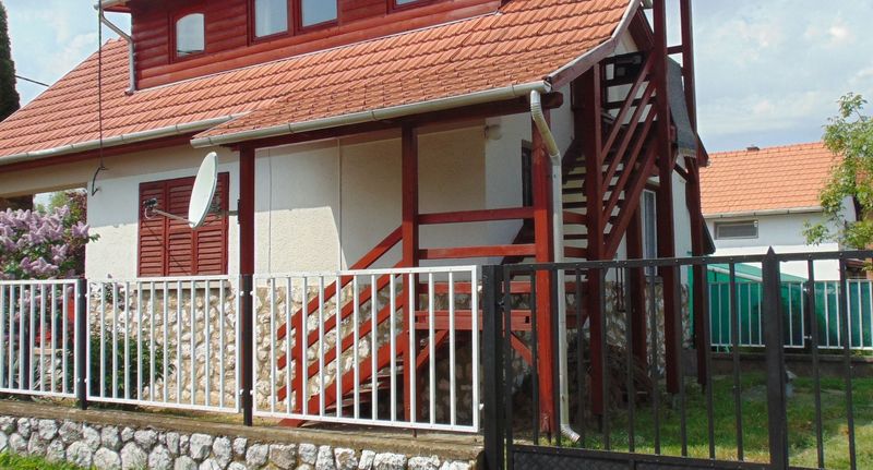 Rekreační dům (jako celek) pro 7 os. - Csipkerózsa Vendégház Mezőkövesd, foto 1