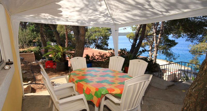 Apartman s terasou pro 5 os. se 2 ložnicemi A-433-b - Seaside Secluded Apartments Lavdara, Dugi Otok - 433 Lavdara, foto 1