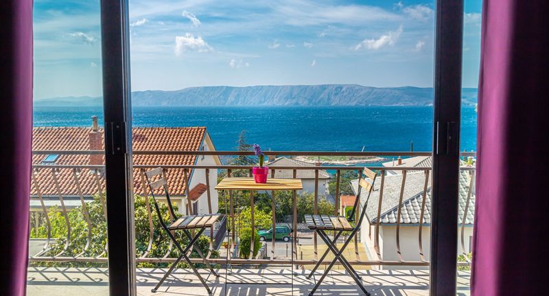 Rodinný Apartman pro 6 os. se 3 ložnicemi s výhledem na moře (s možností přistýlky) - Apartman Laura Novi Vinodolski, foto 1