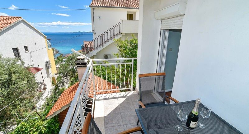 Apartman s klimatizací s terasou s manželskou postelí s 1 ložnicí A-8685-b - Apartments With Parking Space Mavarštica, Čiovo - 8685 Mavarštica, foto 1