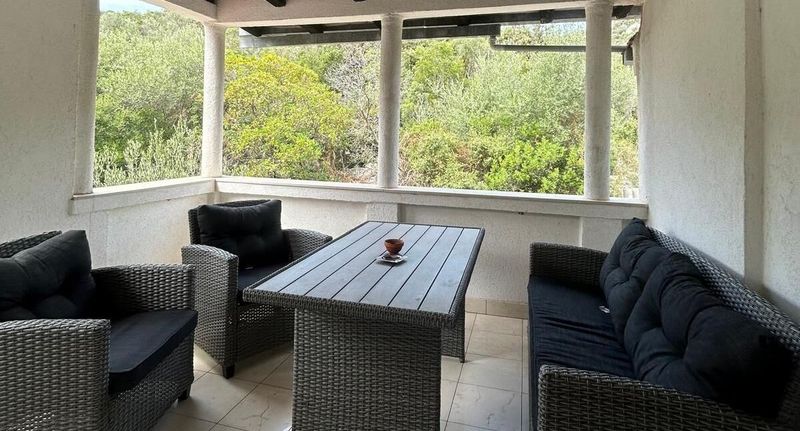 Apartman s terasou pro 4 os. se 2 ložnicemi A-15636-b - Apartments By The Sea Cove Donja Kruščica - Donja Krušica, Šolta - 15636 Donja Krušica, foto 1
