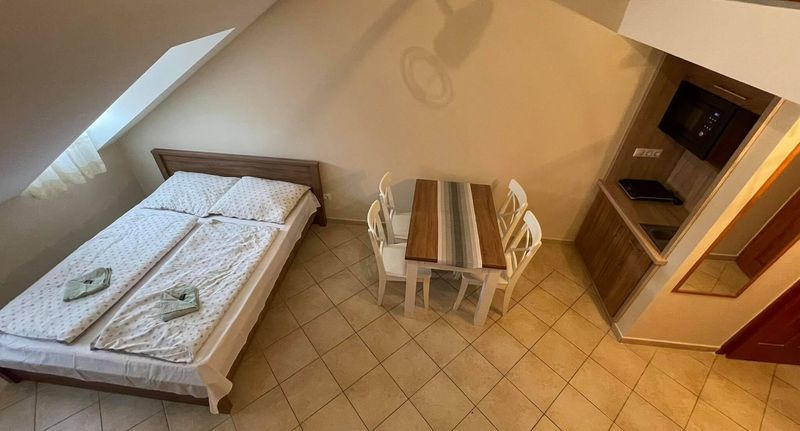 Family Apartman (jako celek) pro 4 os. na poschodí - Marcell Apartman Gyula, foto 1