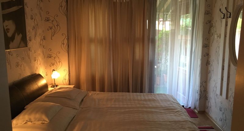 Studio Apartman (jako celek) s manželskou postelí přízemní - Táncsics Apartman Hajdúszoboszló, foto 1