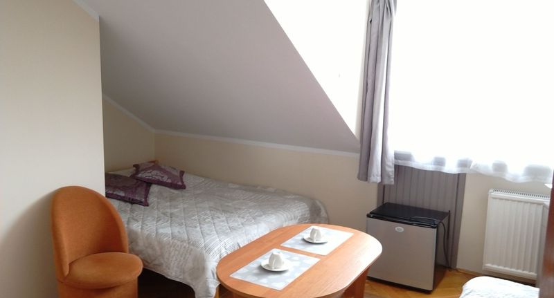 Pokoj s koupelnou pro 3 os. na poschodí - Willa Szmaragd Kołobrzeg, foto 1