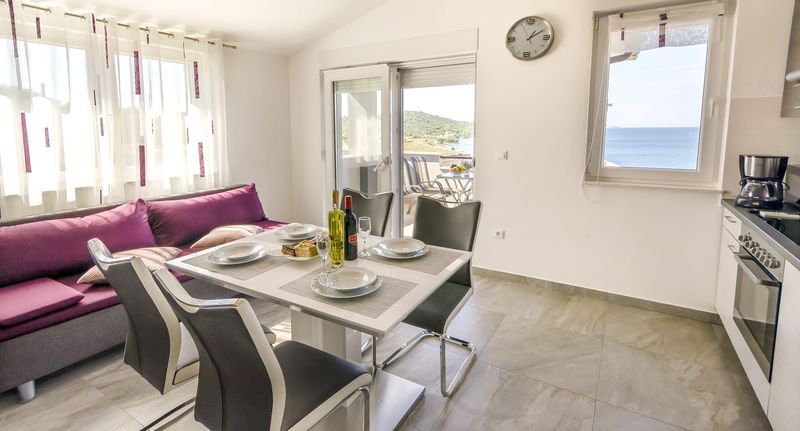 Apartman pro 4 os. se 3 ložnicemi - Apartments Katic Razanj, foto 29