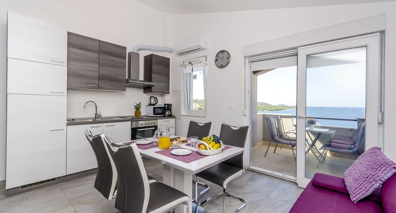 Apartman pro 4 os. se 3 ložnicemi - Apartments Katic Razanj, foto 41