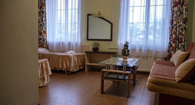 Pokoj pro 3 os. - Noclegi Ani Konferencje Imprezy Wypoczynek Borne Sulinowo, foto 3