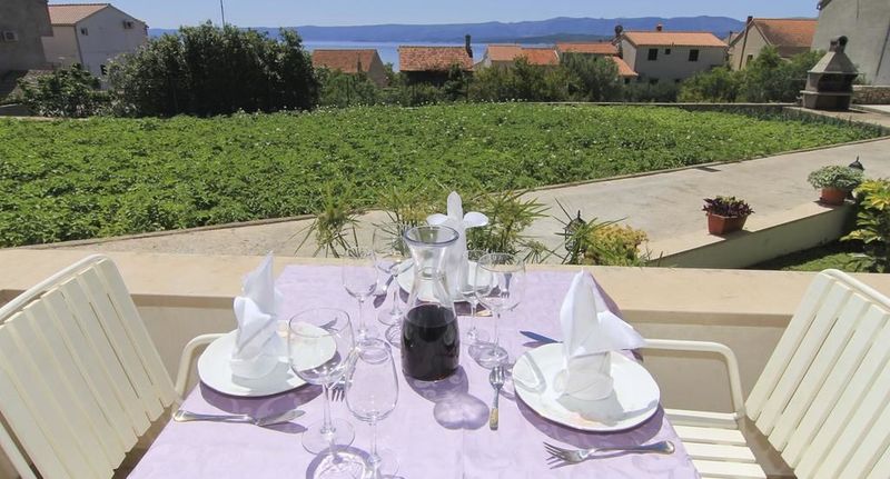 Apartman pro 3 os. se 2 ložnicemi - Apartments Fani Bol, foto 1