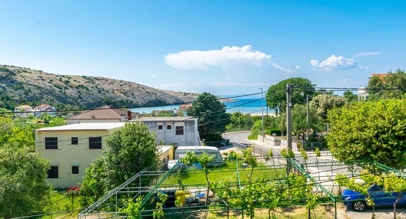 Apartman pro 6 os. se 2 ložnicemi - Apartments D. Matahlija Lopar, foto 1