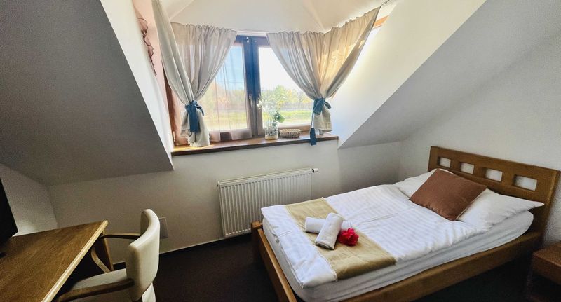 Standard Pokoj se sprchou pro 1 os. - Hotel Farma Vysoká Chrastava, foto 1