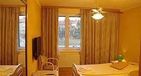 Čtyřlůžkový pokoj - dvě ložnice - Hotel Monaco Náměšť nad Oslavou, foto 1