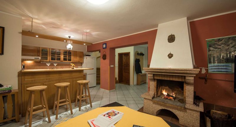 Chata (jako celek) se sprchou s vlastní kuchyňkou pro 11 os. - Chata Pleso 3025 Štrba, foto 1