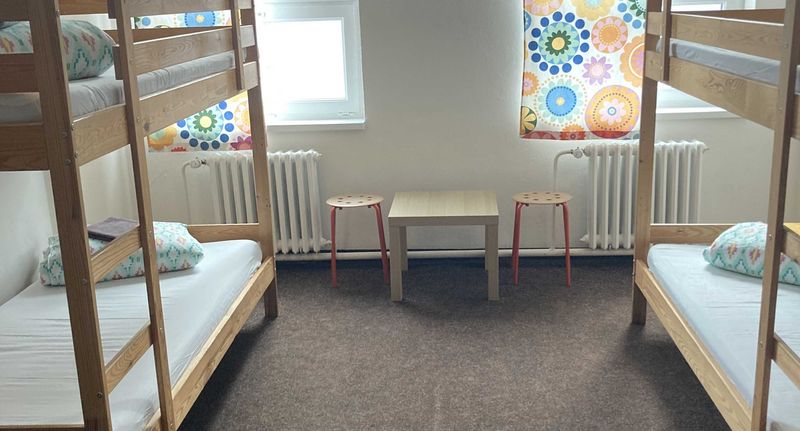Pokoj pro 8 os. - Hostel Praha Ládví, foto 1