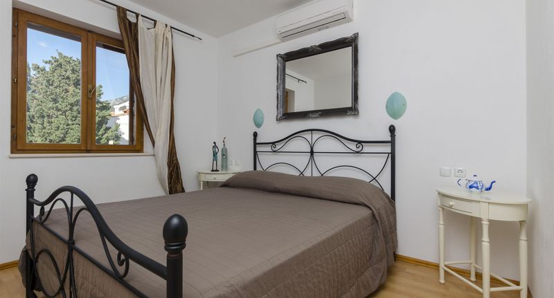Apartman pro 4 os. se 2 ložnicemi - Apartments and Rooms LEA Bol, foto 1