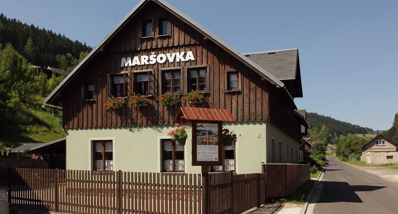Apartman se sprchou s vlastní kuchyňkou pro 11 os. - Chalupa Maršovka Horní Maršov, foto 1