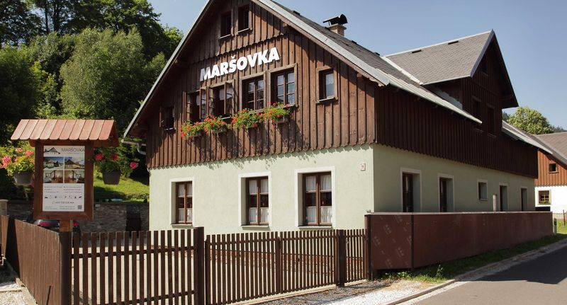 Apartman se sprchou s vlastní kuchyňkou pro 13 os. (s možností přistýlky) - Chalupa Maršovka Horní Maršov, foto 1